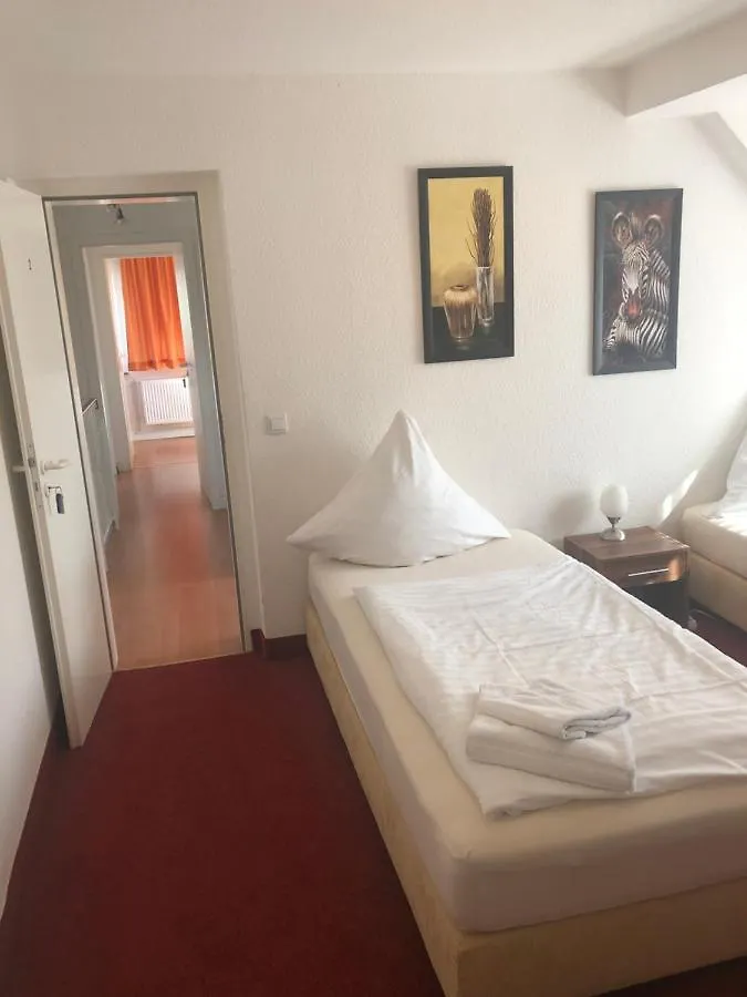 Zimmervermietung Manfred Marx Dusseldorf Homestay