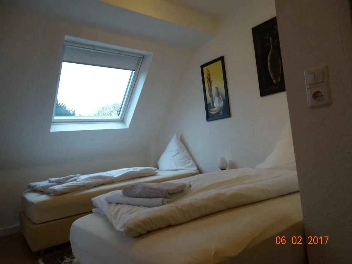 Homestay Zimmervermietung Manfred Marx Dusseldorf